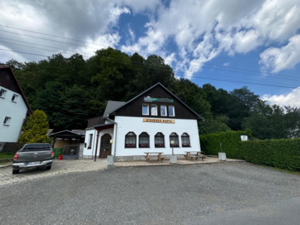 Penzion A Rybarska Basta U Jesetera Jeseník Exteriér fotografie